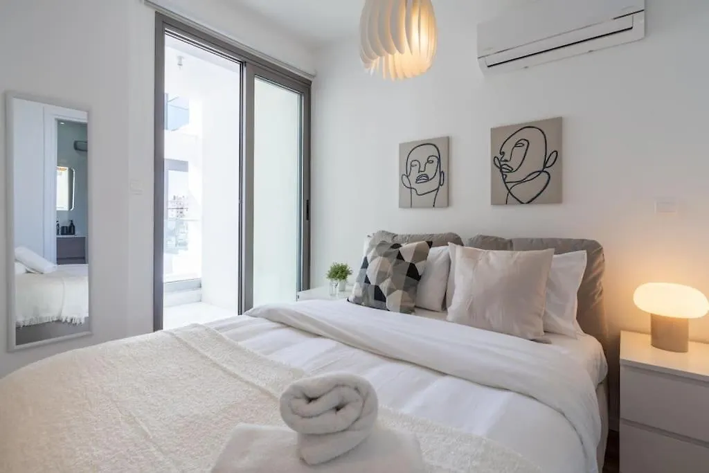 Stars 1-Bedroom Apartment In Lárnaka 0*,
