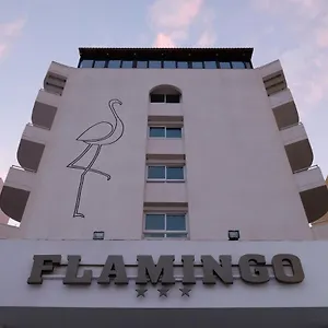 Flamingo Beach Szálloda